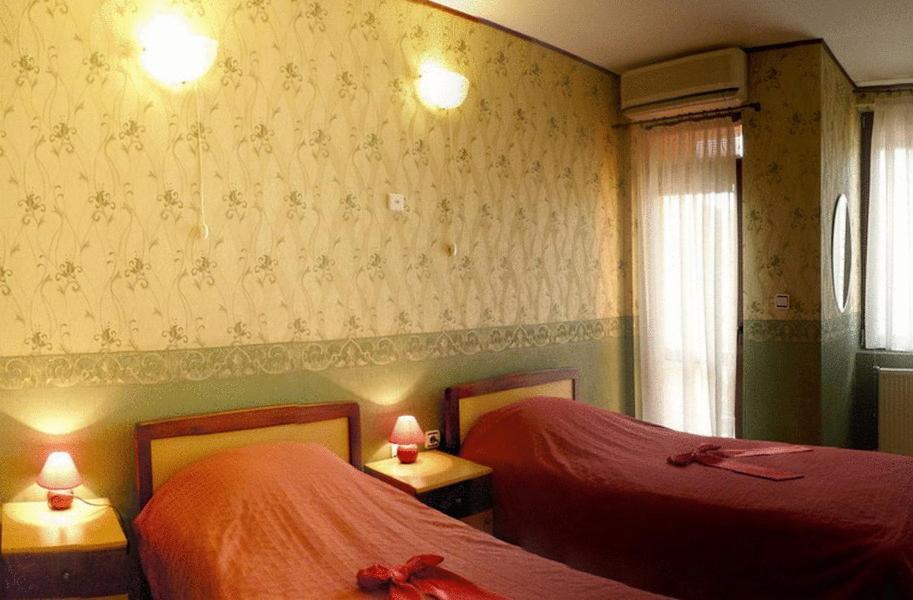 Ambaritsa Hotel Gorna Oryakhovitsa Exterior foto