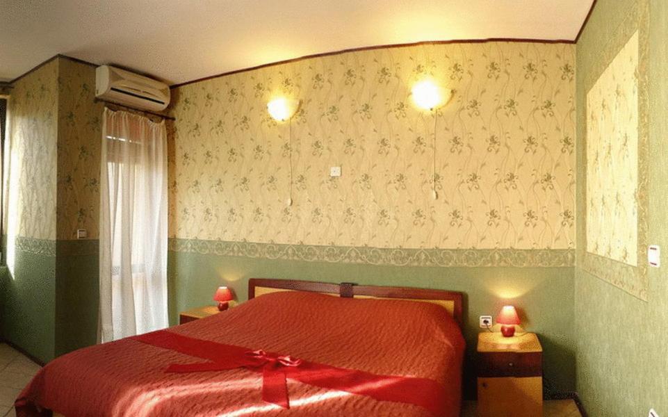 Ambaritsa Hotel Gorna Oryakhovitsa Exterior foto
